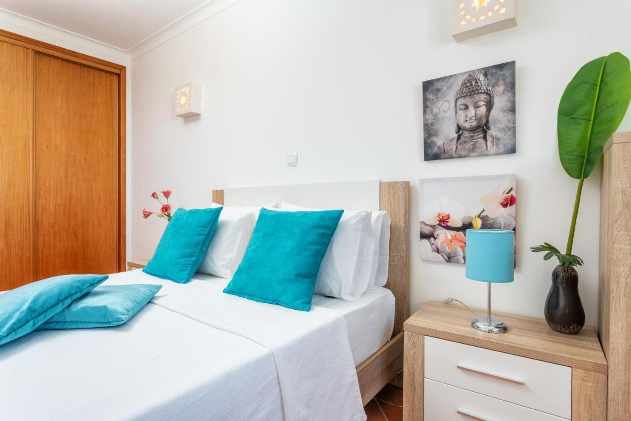 Sunny Apartment With Sea View Тавіра Екстер'єр фото